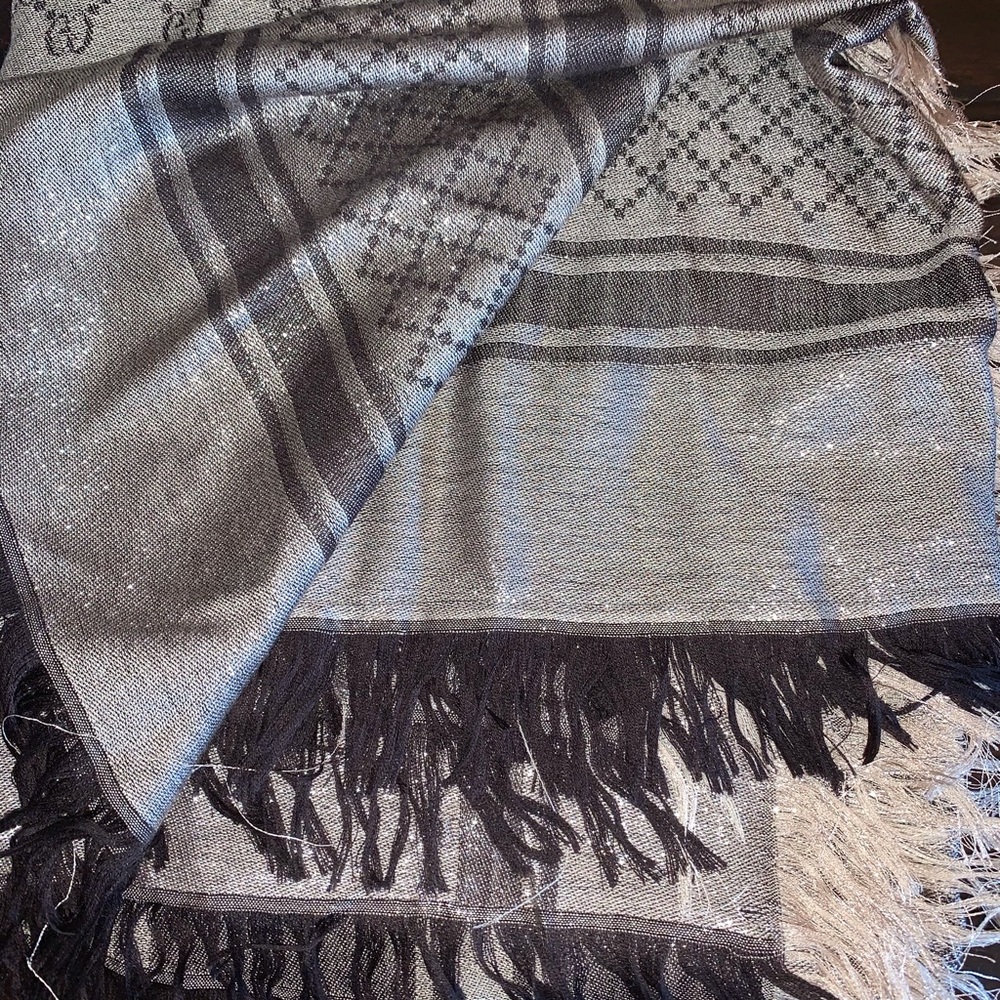 Gucci scarf - Picture 4 of 8